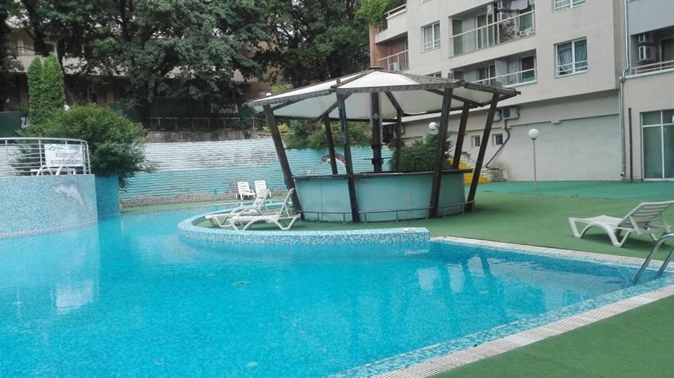 1 Room In Nikea Park Apartaments Golden Sands Exterior photo